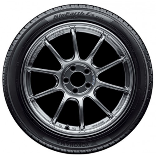 Yokohama BluEarth-Es ES32 205/60 R16 92H
